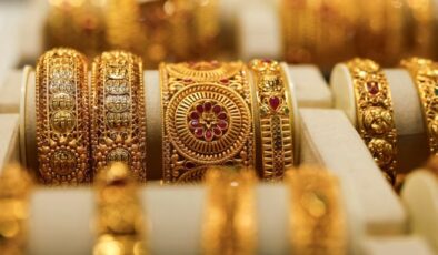 Haftanın son gününde altın, tekrar yükselişe geçti