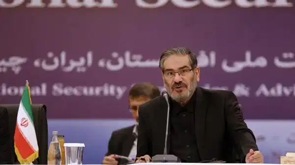 Hamaney’in danışmanından Trump’a sert uyarı: Güvenliğimize uzanan her el kesilir