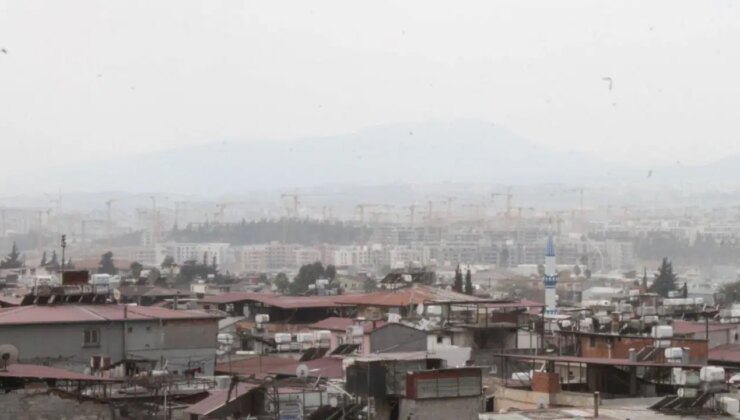 Hatay’da elektrik kesintileri sürüyor: “Üç gündür elektriksiz, soğuktayız”