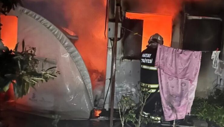 Hatay’da konteyner ve çadır yangını