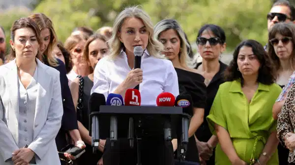 İBB tutuklularının ailelerine tehdit: Operasyon yapılacak dediler, para istediler!