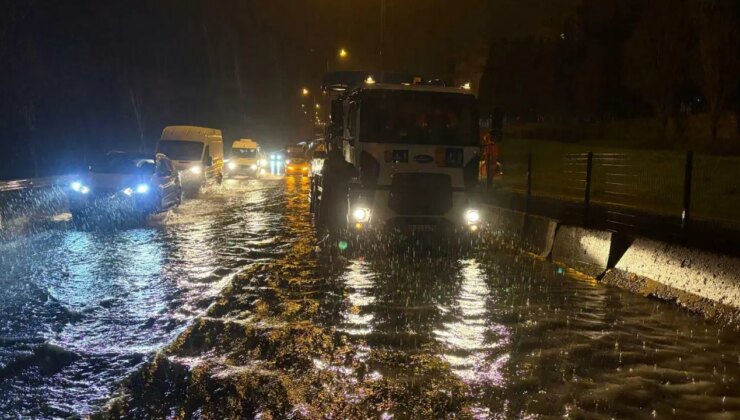 İBB’den fırtına ve yağışa ilişkin bilgilendirme raporu: Sıcaklıklar 2-3 dereceye inecek