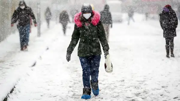 İçişleri Bakanlığı saat vererek uyardı: 13 il için sarı alarm… Kuvvetli kar yağışı geliyor!