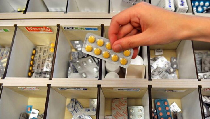 ‘İlaç yokluğu halk sağlığı sorunudur’