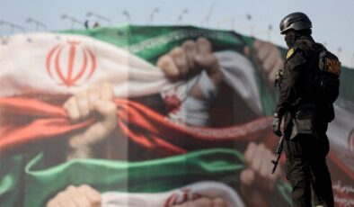 İran: Göstericilerin çoğu “teröristler” tarafından kesici aletlerle öldürüldü