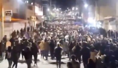 İran’da protestocular bir sokağa ABD Başkanı Trump’ın adını verdi