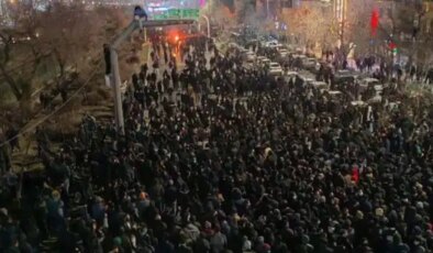 İran’da protestolar 14’üncü gününde: 65 ölü, 2 bin 311 gözaltı