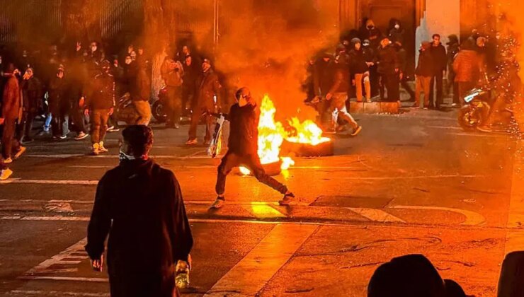 İran’da protestolar derinleşiyor: ‘Ölü sayısı 2 bine dayandı’