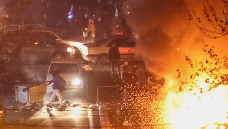 İran’daki olaylarda ölenlerin sayısının 4 bin 519’a çıktığı bildirildi