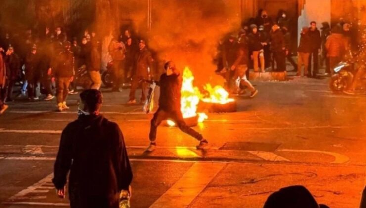 İran’daki protestolarda can kaybı 2 bin 677’ye yükseldi