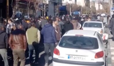 İran’dan ABD’ye sert cevap: Dış müdahaleye izin verilmeyecek