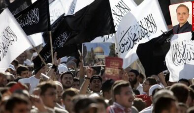 İslami örgütleri kontrolüne almaya çalışan Hizbuttahrir, IŞİD operasyonlarını hedef aldı: Operasyonlar İslami camiaları hedef alıyormuş!