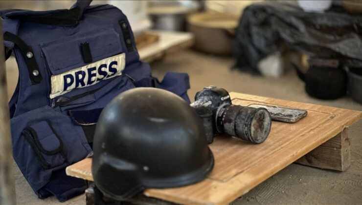 İsrail Gazze’de 3 gazeteciyi daha öldürdü