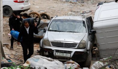 İsrailli yerleşimcilerin, Batı Şeria’daki saldırıları 15 aileyi yerinden etti