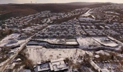 İstanbul yeni yıla karla uyandı: Yüksek kesimler beyaza büründü