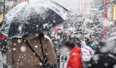 İstanbul’a kar geliyor! Cuma gününden sonra tüm hava sistemi değişecek