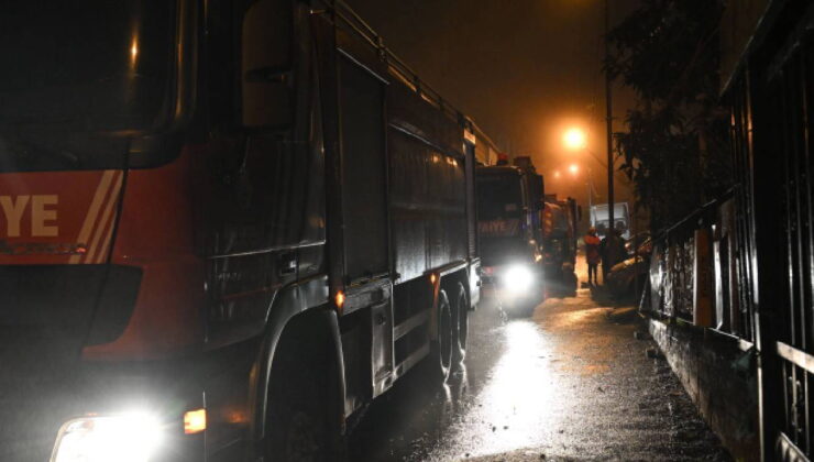 İstanbul’da gece yarısı korkutan yangın!