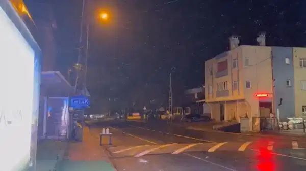 İstanbul’un bazı ilçelerinde kar yağışı etkili olmaya başladı