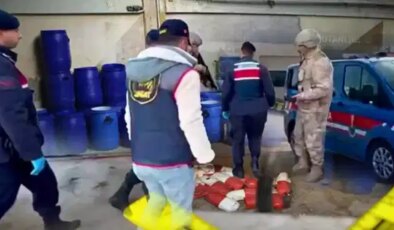 İzmir’de bir ton 625 kilogram uyuşturucu hap hammaddesi ele geçirildi!