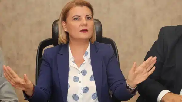 İzmit Belediye Başkanı’ndan AKP’ye geçeceği yönündeki iddialara net yanıt