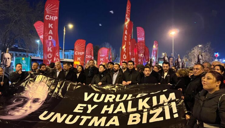 Kadıköy’de Uğur Mumcu yürüyüşü: ‘Unutmadık, unutturmayacağız’