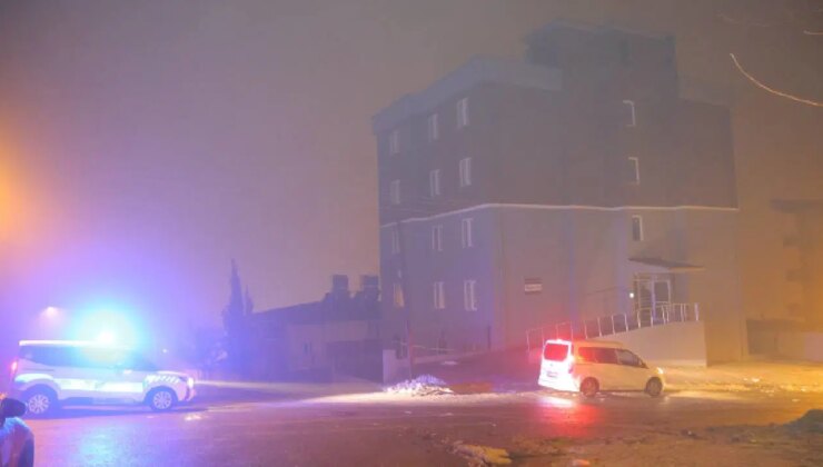 Kahramanmaraş’ta istinat duvarı çöktü: 25 kişi tahliye edildi!