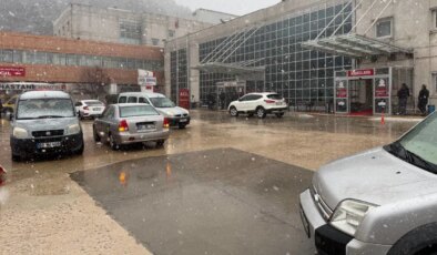 Kahvehanede karşılaştığı husumetlisi tarafından öldürüldü