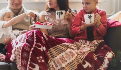 Kar yağarken izlemeniz için battaniye altı film rehberi