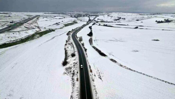 Karadeniz yaylaları değil, İstanbul: Arnavutköy’de kartpostallık kış manzarası