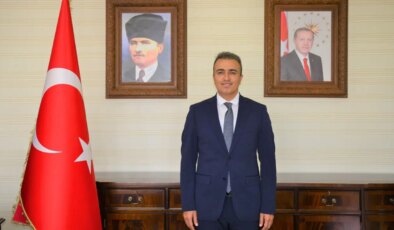 Karaman Valisi Hayrettin Çiçek kimdir?  Hayrettin Çiçek kaç yaşında, nereli?  Hayrettin Çiçek hangi görevlerde bulundu?