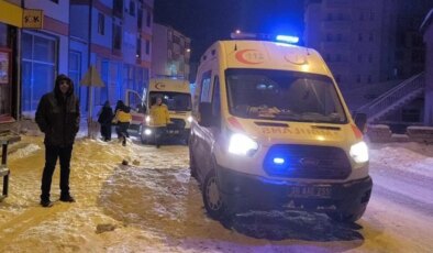 Kars’ta ‘soba’ zehirlenmesi: Aynı aileden 4 kişi hastaneye kaldırıldı