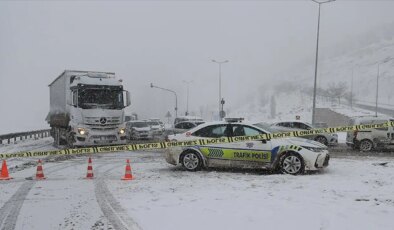 Kayseri-Malatya karayolu trafiğe kapatıldı