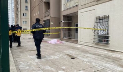 Kiralamak istediği 17. kattaki daireden düşerek öldü!