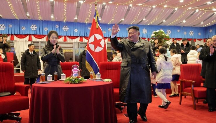 Kuzey Kore yeni yıla kutlama etkinlikleriyle girdi