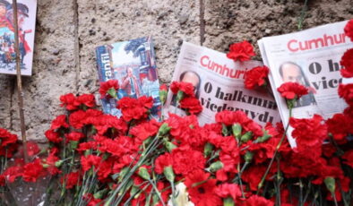 ‘Laiklik yoksa özgürlük de yok!’