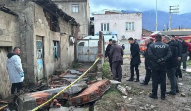 Lodos can aldı: Duvarın altında kalan genç hayatını kaybetti!