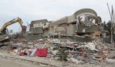 Malatya’da Hayat Sitesi davası tanığı: Suat Mobilya binada üst tablayı keserek üst kata çıktı