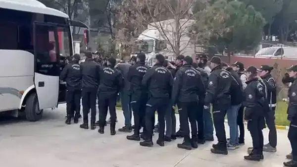 Manisa’da ‘kara para’ operasyonu: 15 kişi gözaltında