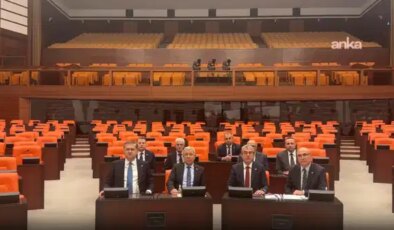 ‘Meclis’i terk etmeme’ eylemi… Gökhan Günaydın: ‘CHP emeklimize insan onuruna yakışır bir ücret düzeyi temin edene kadar devam edecek’