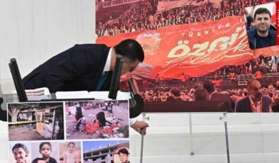 Meclis’ten ‘Özgür Gelecek’ pankartının sansürlenmesiyle ilgili açıklama: Sansür ‘netlik’ içinmiş!