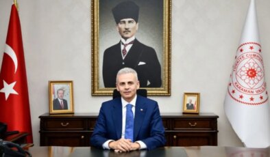 Mehmet Fatih Çiçekli kimdir? Ardahan Valisi Mehmet Fatih Çiçekli kaç yaşında, nereli? Mehmet Fatih Çiçekli hangi görevlerde bulundu?