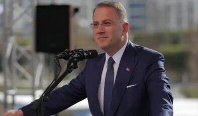 Mehmet Murat Çalık yeniden hastaneye kaldırıldı