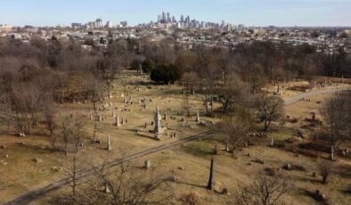 Mezarları tahrip etmekle suçlanan adamın evinde yüzden fazla kafatası bulundu