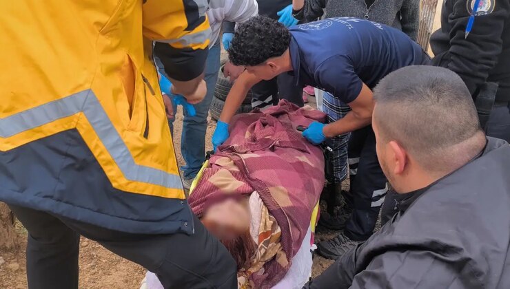 Motosikletine bineceği sırada fosseptik çukuruna düştü!