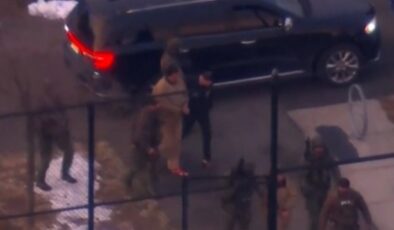 Nicolas Maduro, ABD Mahkemesine götürülmek için yola çıkarıldı