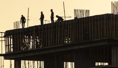 Ocak 2026 güven endeksleri: Hizmet ve inşaat sektörü yükseldi, perakende ticaret düştü