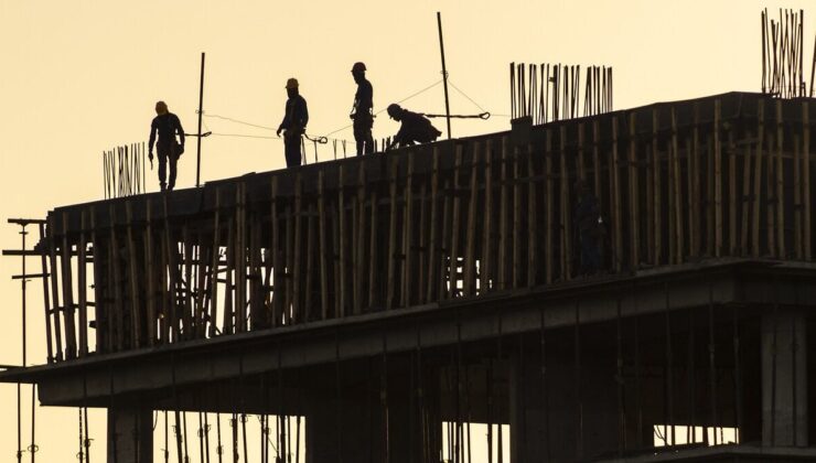 Ocak 2026 güven endeksleri: Hizmet ve inşaat sektörü yükseldi, perakende ticaret düştü