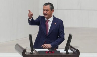 Özgür Özel’den ‘dokunulmazlık’ yanıtı: ‘Görevimizin gereğini cesaretle yapmak durumundayız’