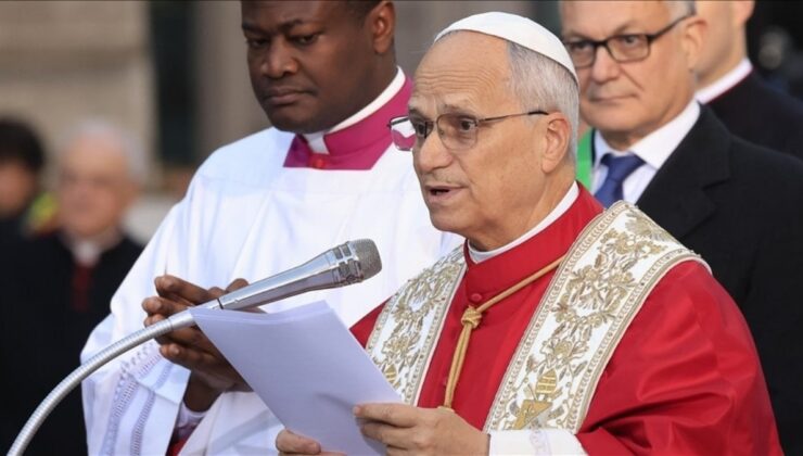 Papa’dan Venezuela’nın egemenliğinin korunması ve şiddetin sona erdirilmesi çağrısı