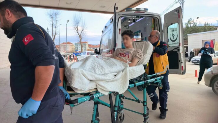 ‘Pas vermedi’ tartışması: 16 yaşındaki çocuk bıçaklandı, şüpheli kaçtı